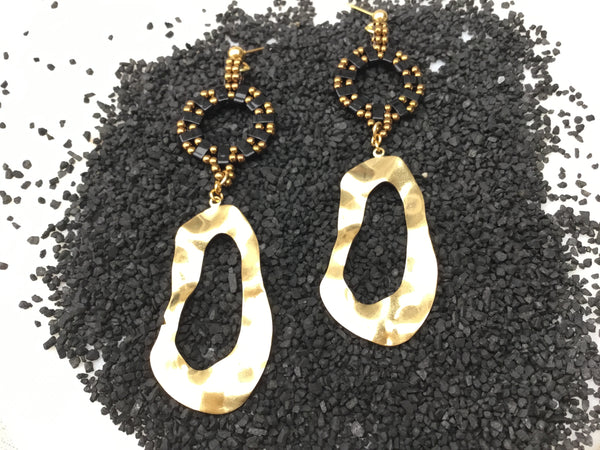 Ife-Black/Gold
