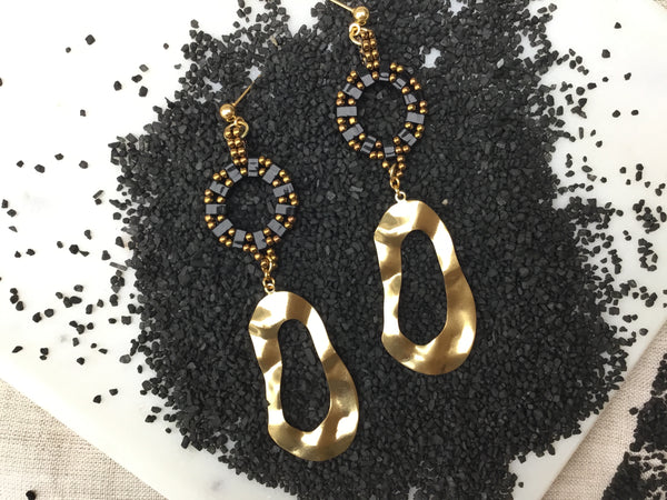 Ife-Black/Gold